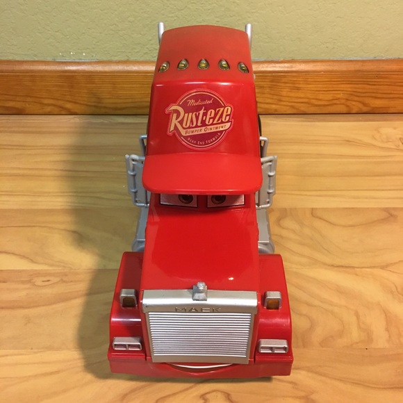 SOLD Rusteze Lights & Sounds Mack Truck - Picture 7 of 12